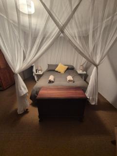 The Macadamia Nut Farm House - 2