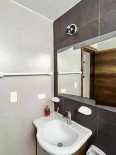 Stunning ocean views and direct beach access - 7