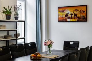 Large Historic Home by Charles Bridge & Parking - 3