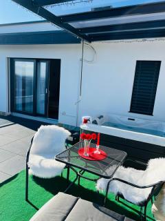 White House Radac Peja - 9