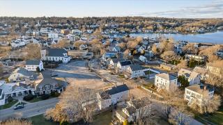 Historic Mystic Home, Walk to Seaport and Downtown - 5