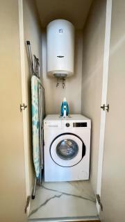 Diamond Elegant Apartment-Centre View - 7