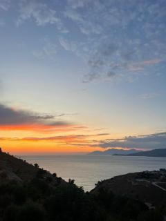 Grand Seaview Apartments - 6