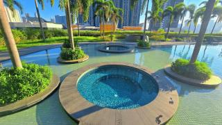 Trion KL Service Suite - Modern City Stay with Pool & Gym - 4