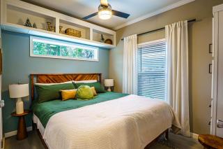 Island Oaks RV Resort - 4