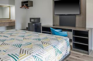 Motel 6 Greenwood, MS - 1