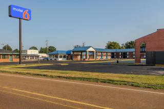 Motel 6 Greenwood, MS - 9