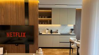 Modern Cozy Apartment Next to Royal Mall - 8