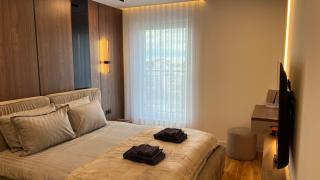 Modern Cozy Apartment Next to Royal Mall - 1