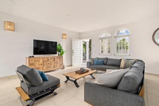 Crown Ridge 12 Oceanfront, Pool, Near Dive Sites - 4