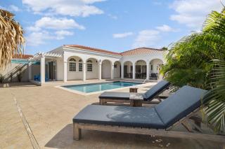 Crown Ridge 12 Oceanfront, Pool, Near Dive Sites - Kralendijk - 1