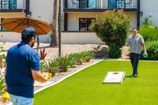 133 Fully Furnished, amenities galore - 8