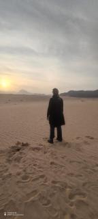 Shadow of Rum camp - 8