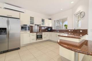 Crown Ridge 12 Oceanfront, Pool, Near Dive Sites - 3