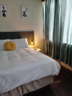 Comfy spacious apartment - 0