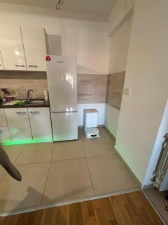 Riverside Park Apartment near City Center - 5