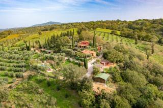 PODERE TORRICELLE 69B Pancole Gr, seaview infinity pool, jacuzzi, sauna, exclusive villa with 2 bedrooms for 4 - If you total 5 or 6 people there is an independent suite in main villa with private ensuite bathroom, kitchenette and garden dining area - Pancole - 8