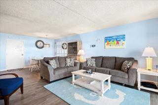 Quay-Beautiful Beach Views in this 2 Bedroom Condo with Indoor Pool! - 4