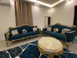 Golden Pyramids Stay - 9