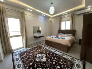 Golden Pyramids Stay - 7