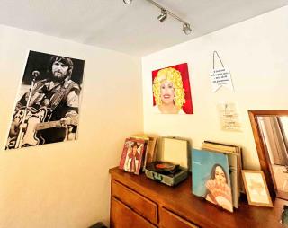 HonkeyTonk Hideaway, Walkable to Everything! - 1