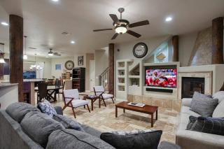 Saguaro Sunset - Secluded 4BR Home with Rooftop Patio - 7