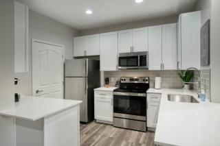 Modern 2-BR Condo North Scottsdale - 1