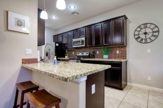 4-BR Townhome near Old Town Scottsdale - 7