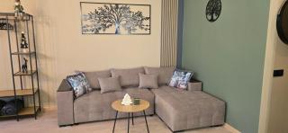 Persey Flora Apartments - 4