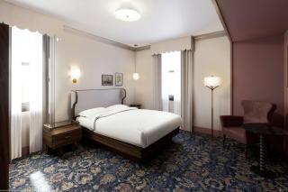 The Queen’s Cue, Stratford, A Tribute Portfolio Hotel - 5