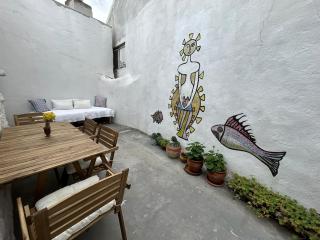 Nefes Island House - Courtyard - 4