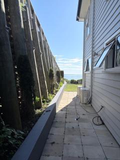 An independent homestay with a seaview - 3