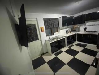 casa familiar vista a la cordillera con estacionamiento - 1