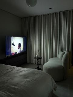 Seaside Studio with Full Kitchen & Balcony - 0