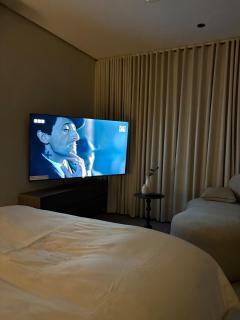 Seaside Studio with Full Kitchen & Balcony - 8