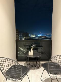 Seaside Studio with Full Kitchen & Balcony - 1