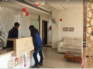 Townhouse Oak Hotel Arnavya Dehradun - 1