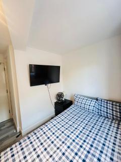 Modern 2BR Apt near NTU & City Centre-Free Parking - 3