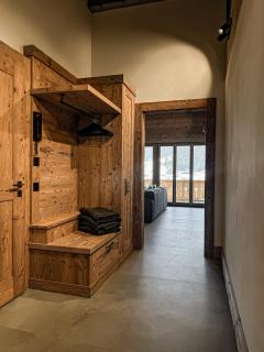 Secret Place Luxury Top Floor with Jacuzzi a Dream in Old Wood - 2