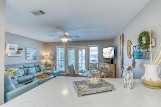 Sea-Esta - Easy Walk to the Beach + Balcony with Pool Views - 1