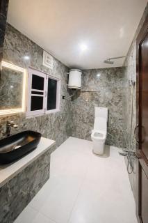 Tolstoy inn - Srinagar - 8