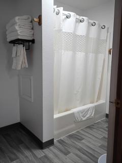 Lake Stop Resort - 5