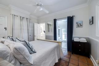 Charming Historic Condo with Pool - 3