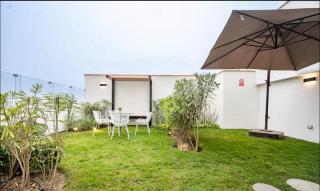 Modern room by the sea - 1