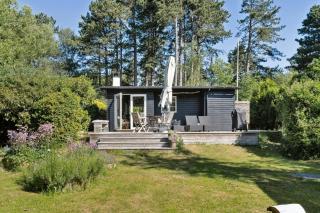 Modern Summer House Near Udsholt Beach - 9