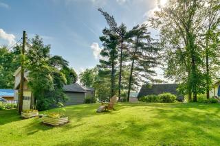 Waterfront Escape on Loon Lake: Private Beach! - 8