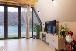 "Vista Frame" JAZ - lake view - 1