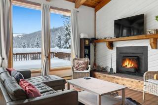 3BD Mountain Retreat Near Trails - 9