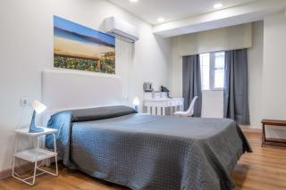 Innmare Fortuna Hotel Dos Estrellas - Marín - 9