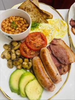 Beyond Borders Guest House - 8